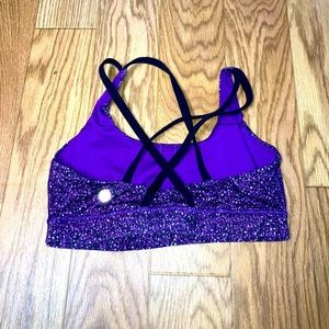 Lululemon sports bra